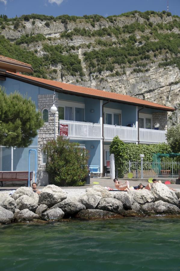 Casa Toblini Al Lago On The Beach Torbole Sul Garda Buitenkant foto