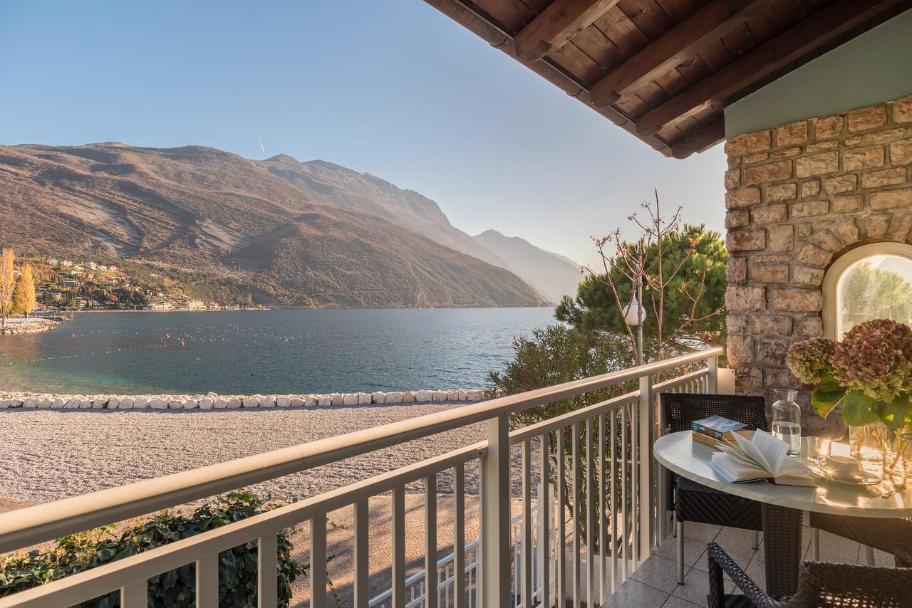 Casa Toblini Al Lago On The Beach Torbole Sul Garda Buitenkant foto